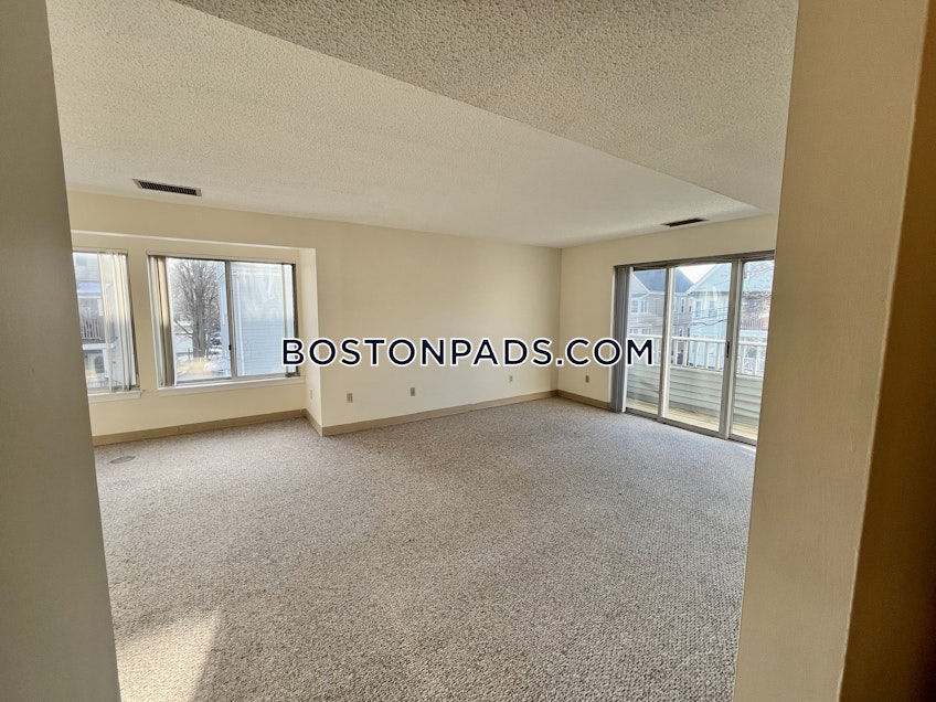 Boston - $3,100+ /month