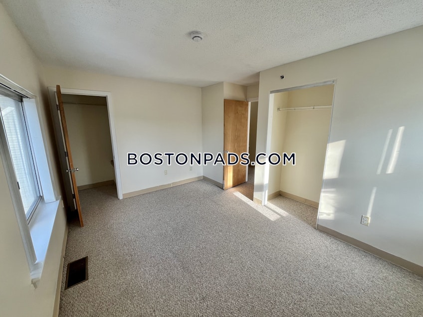 Boston - $3,100+ /month