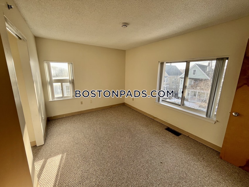 Boston - $3,100+ /month