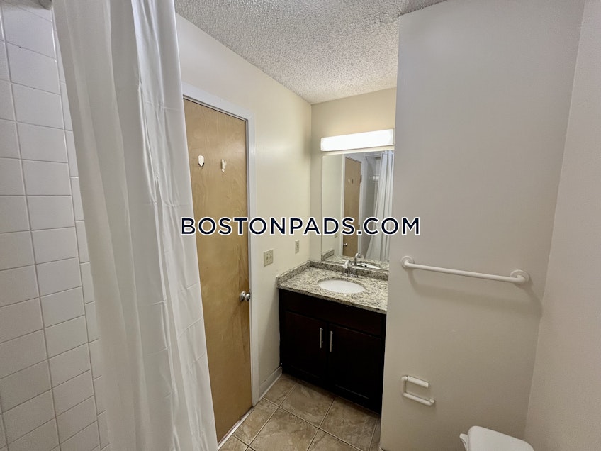 Boston - $3,100+ /month