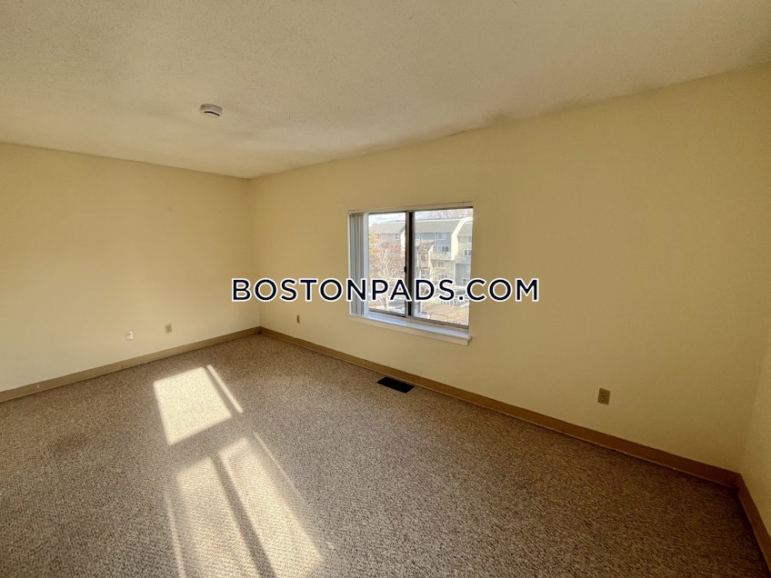 Boston - $3,100+ /month