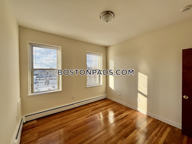 Boston - $2,200+ /mo