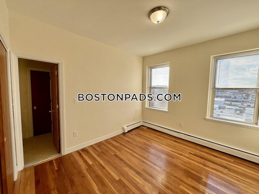 Boston - $2,200+ /month