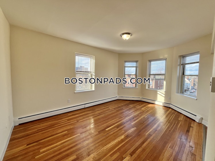 Brighton Ave., Boston