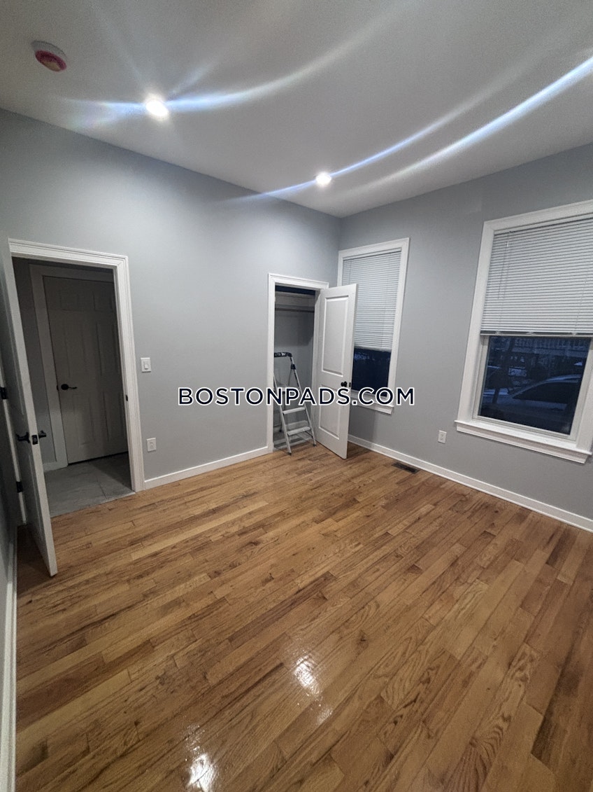 Boston - $4,700+ /month