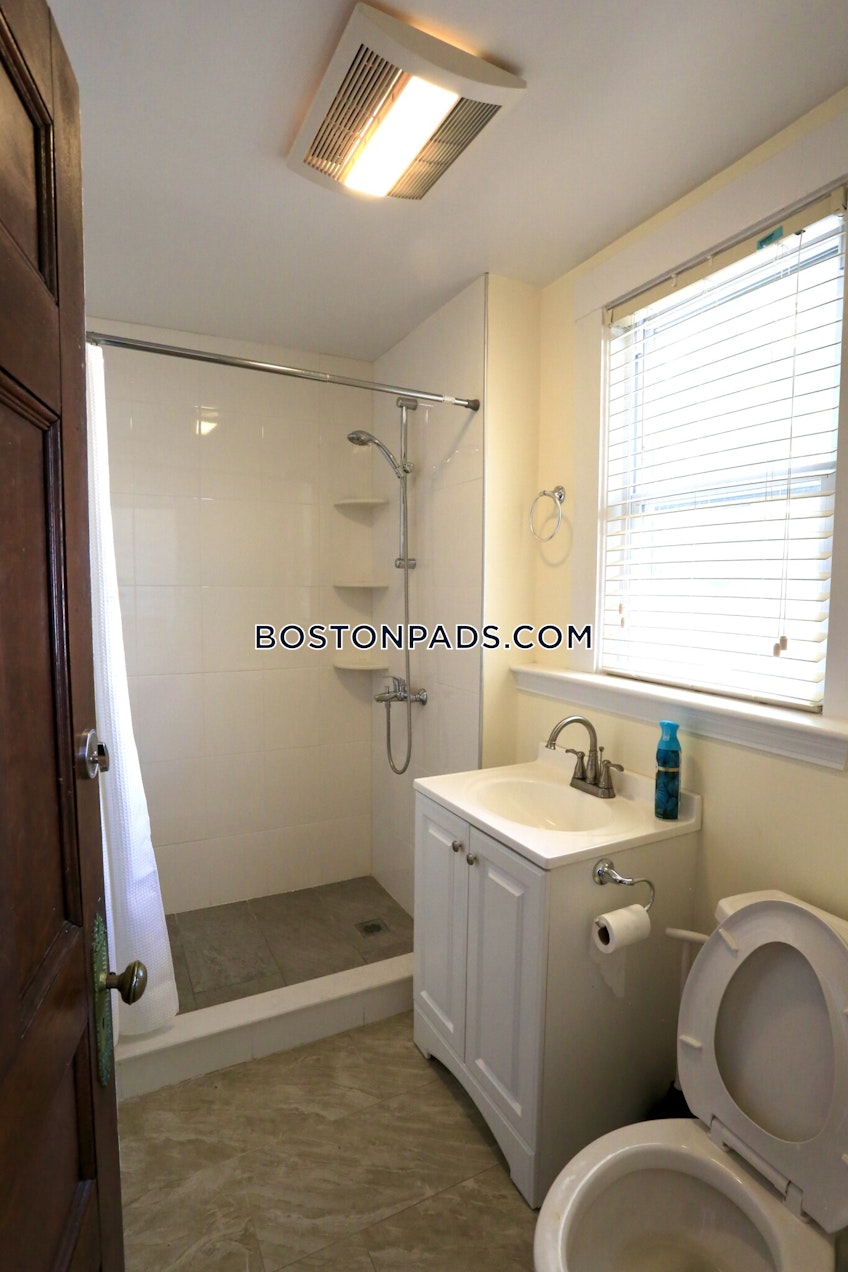 Medford - $3,500+ /month