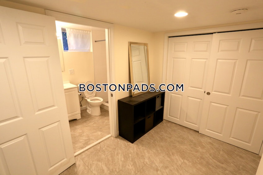 Medford - $3,500+ /month