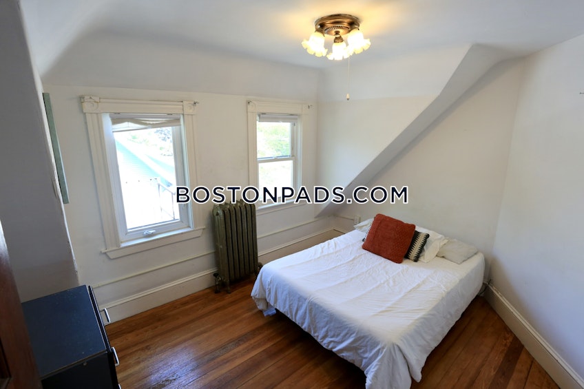 Medford - $2,700+ /month