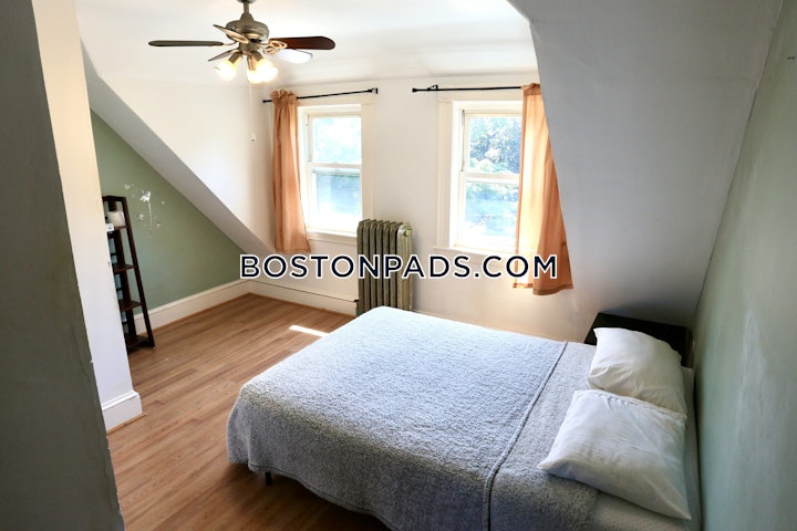 medford-3-bedroom-1-baths-in-medford-medford-square-2700-8031447 