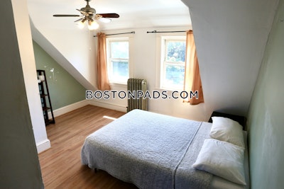 Medford 3 bedroom 1 baths in Medford  Medford Square - $2,700 No Fee