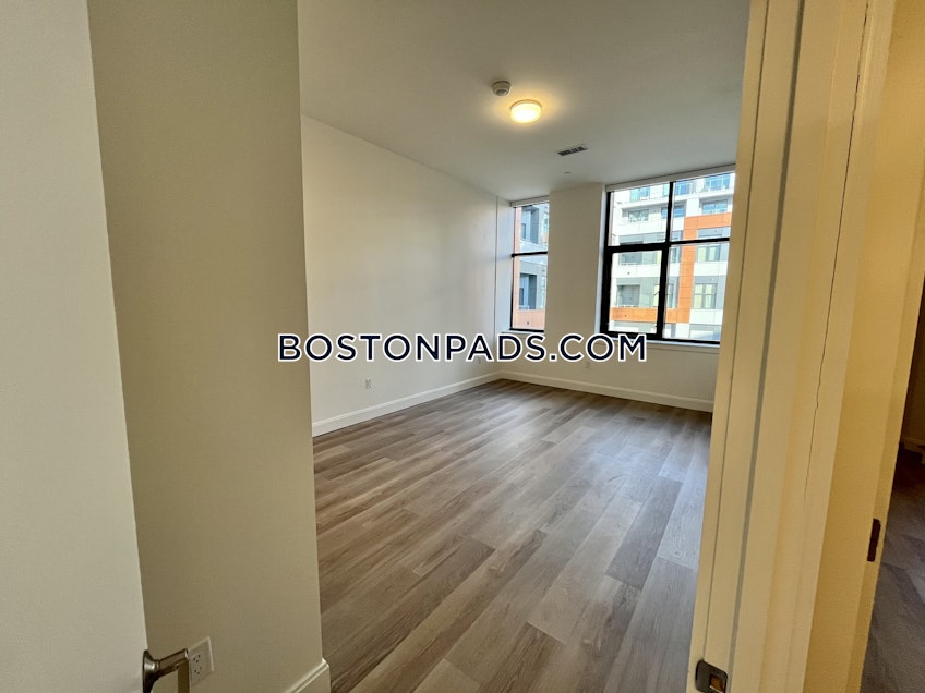 Boston - $3,550+ /month