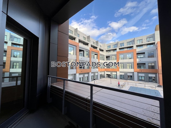 Boston - $3,550+ /mo