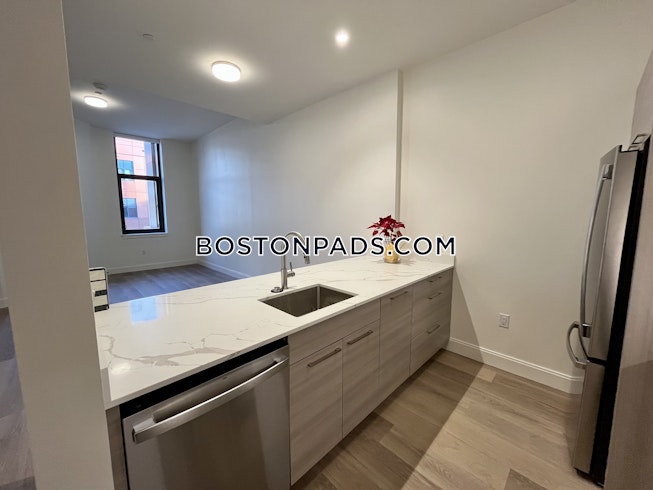 Boston - $3,550+ /mo