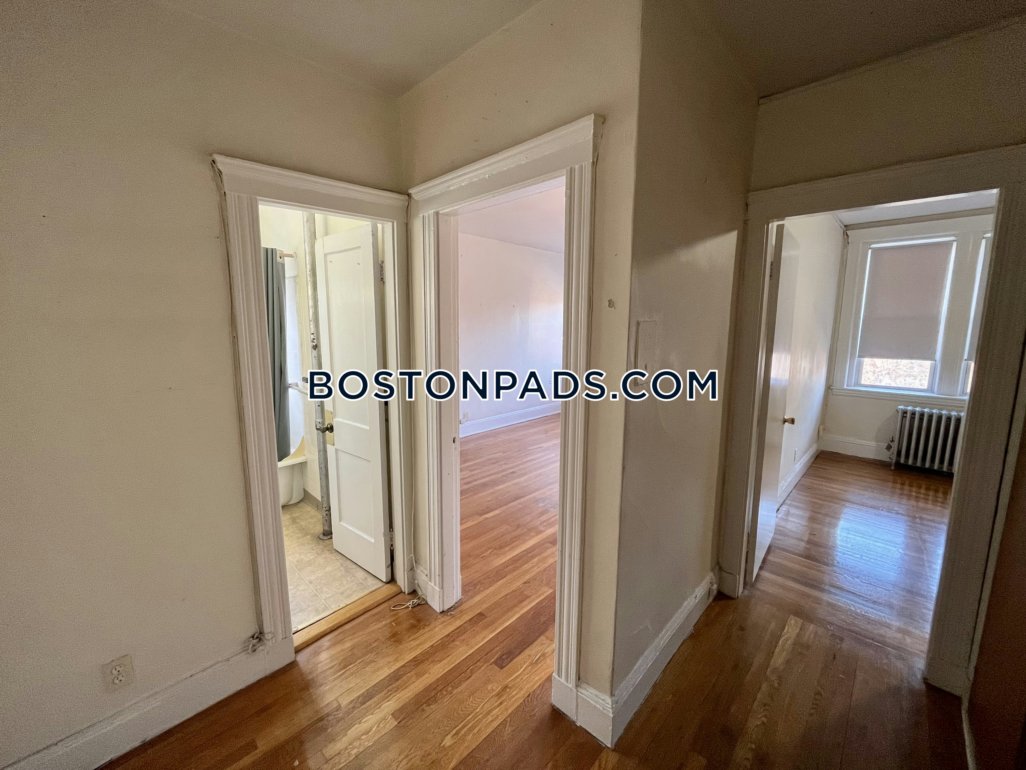 Boston - 1 Beds, 1 Baths