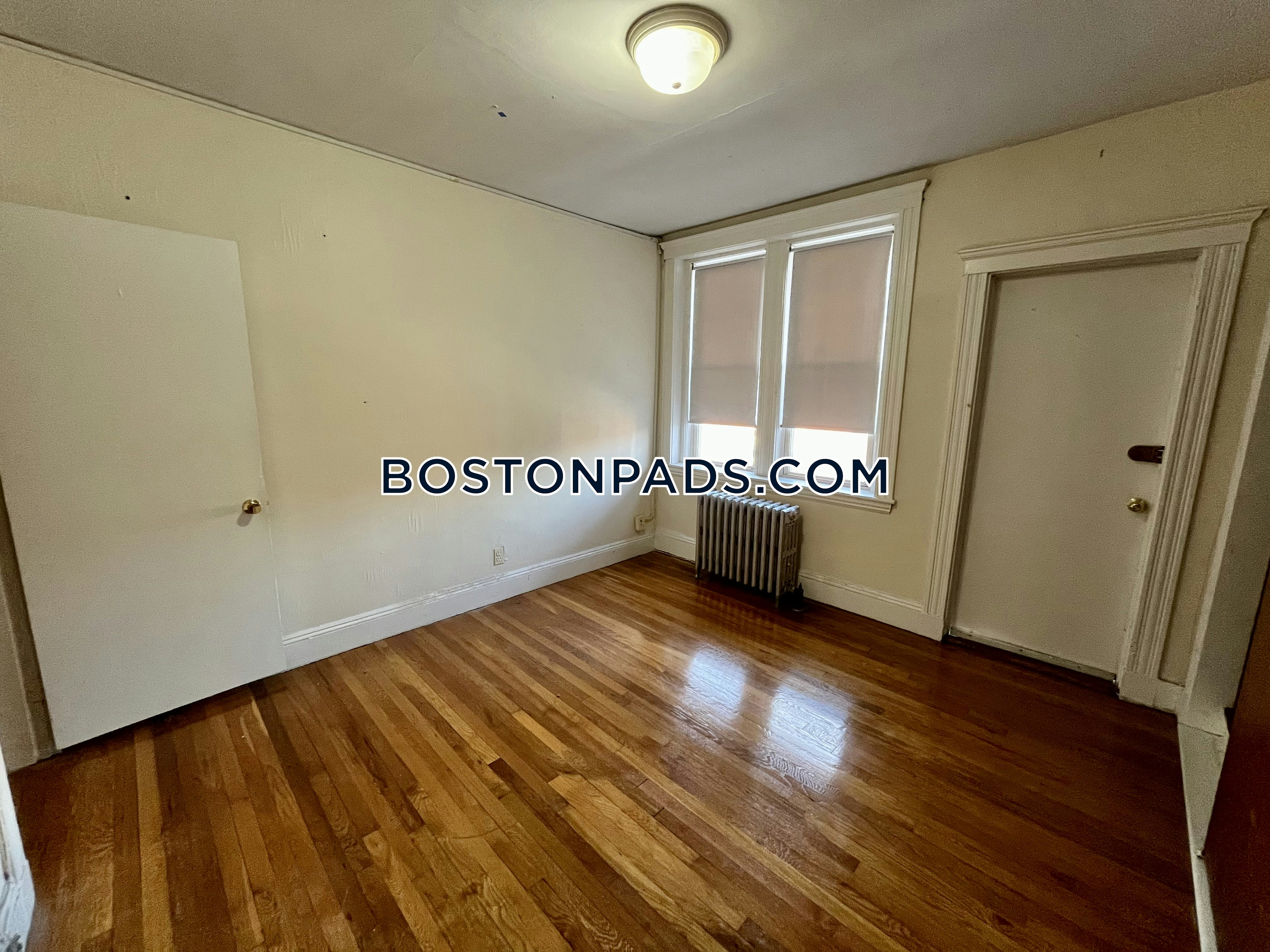 Boston - 1 Beds, 1 Baths