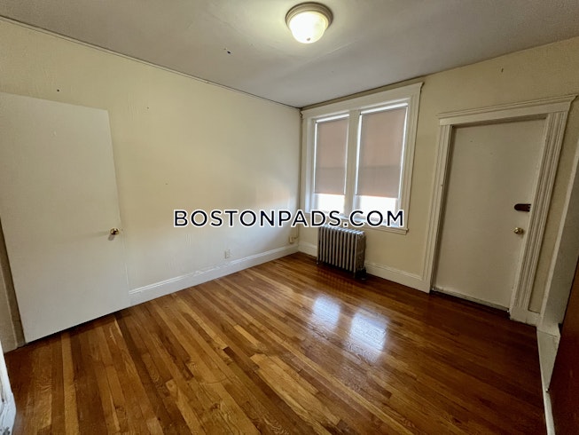 Boston - $2,500+ /mo