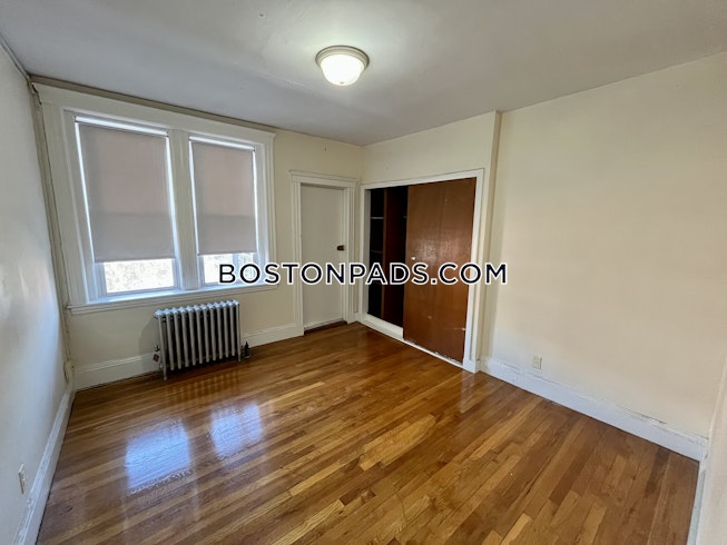 Boston - $2,500+ /mo