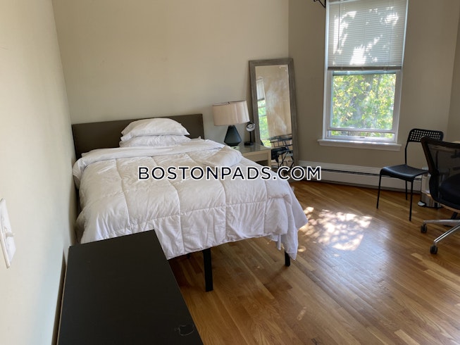 Cambridge - $13,000+ /mo