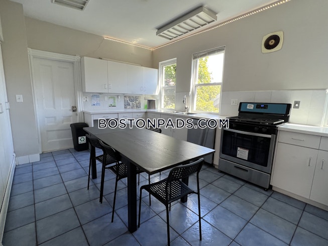 Cambridge - $13,000+ /mo