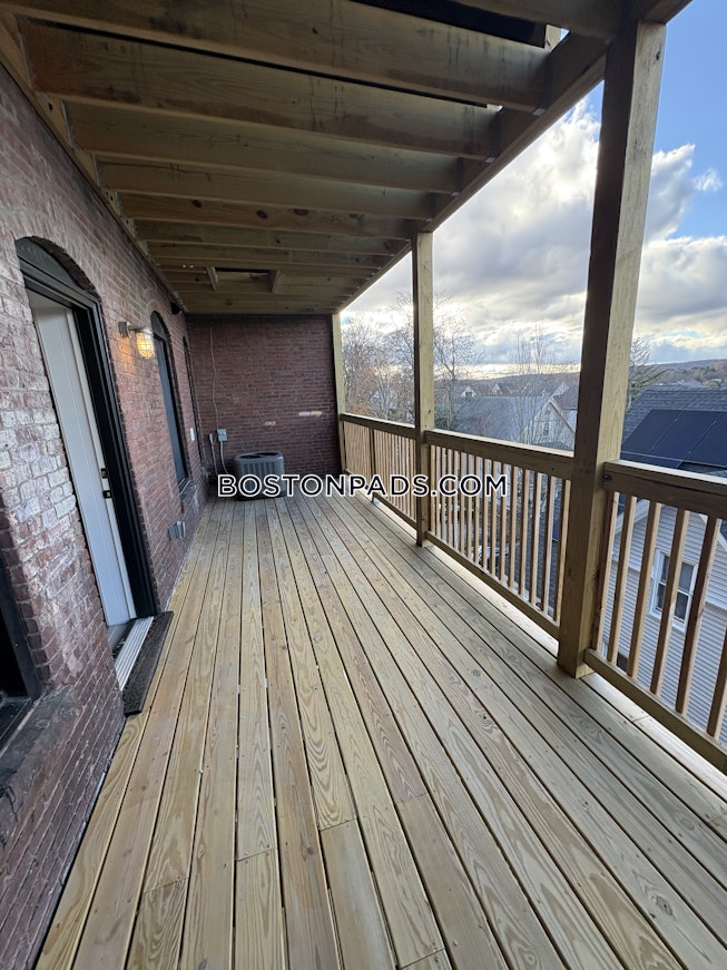 Worcester - $2,900+ /mo