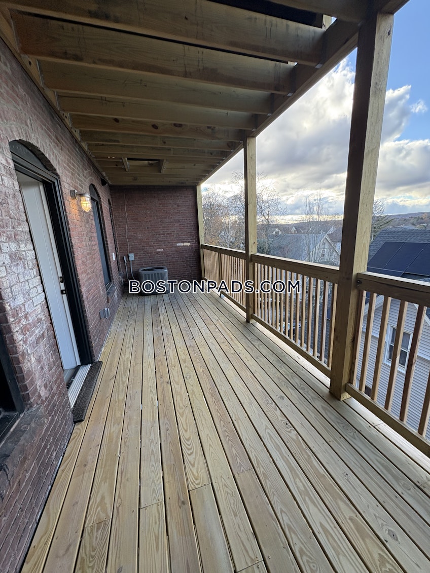 Worcester - $2,900+ /month