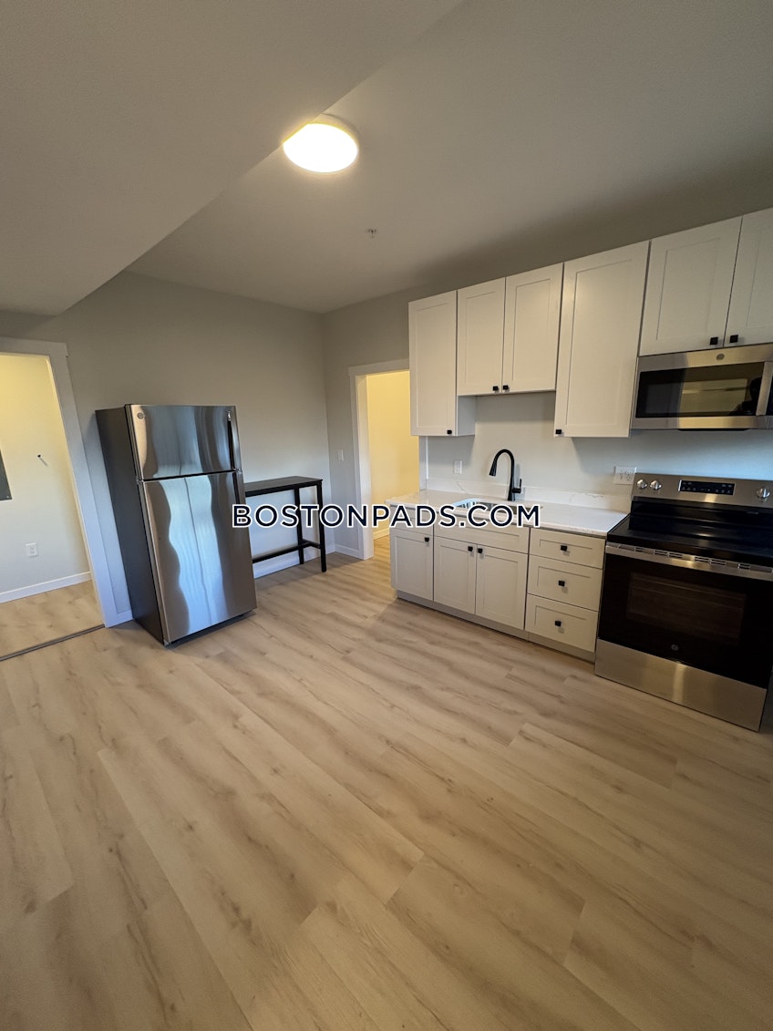Worcester - $2,900+ /month