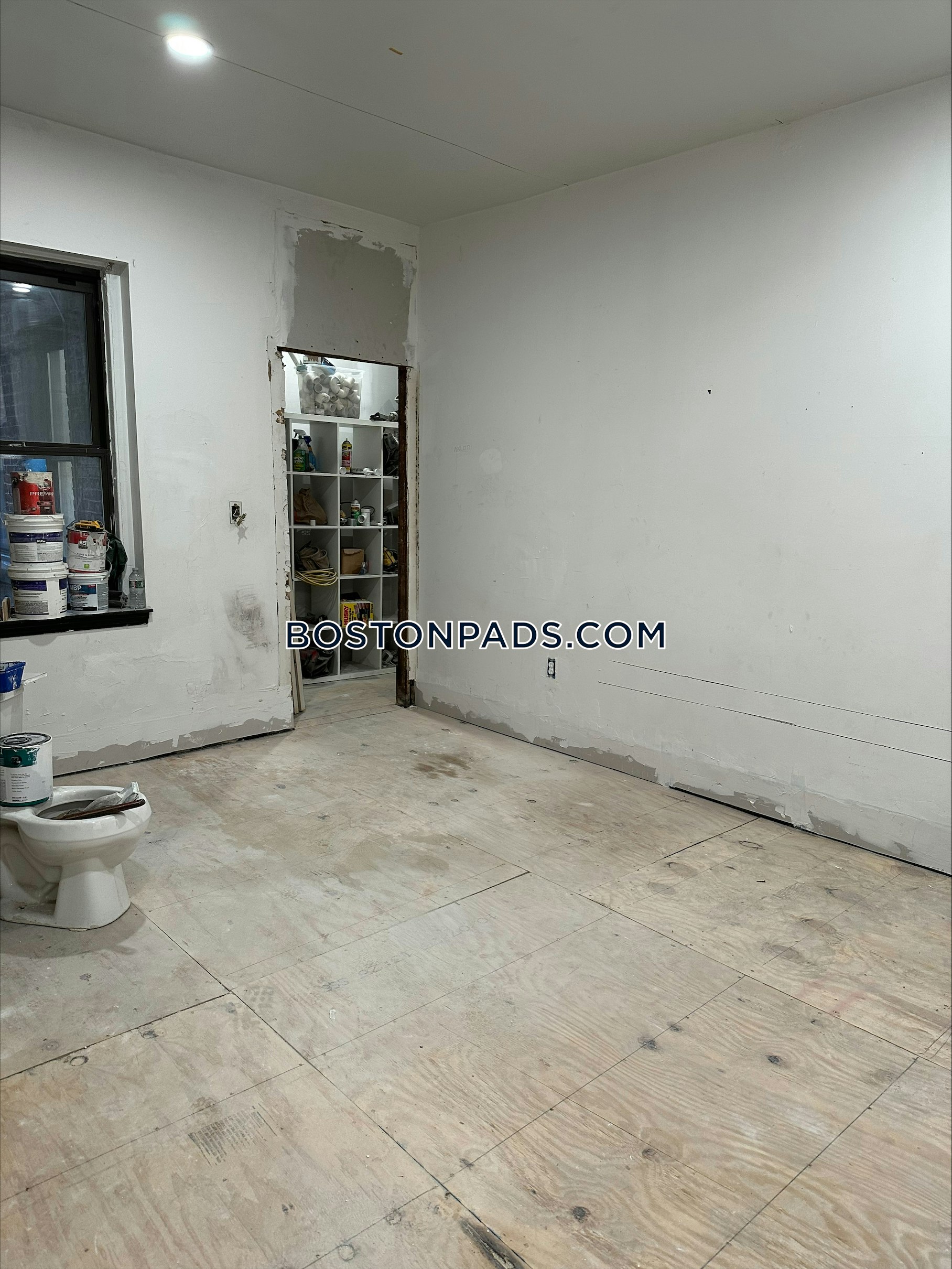 Boston - 3 Beds, 2 Baths