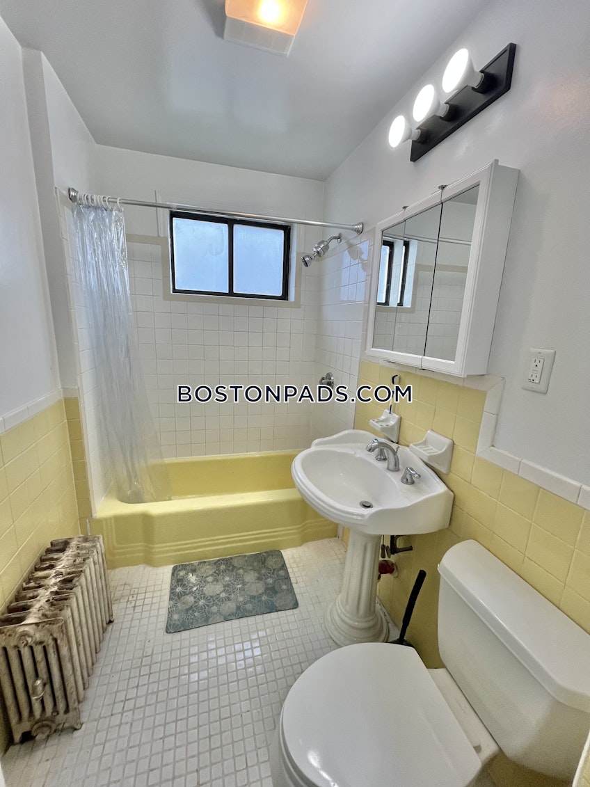 Boston - $4,200+ /month