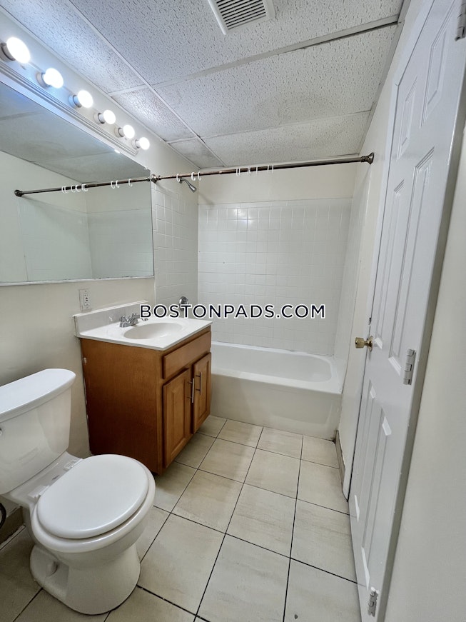 Boston - $2,300+ /mo