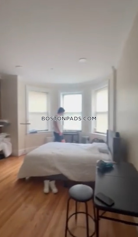 Boston - $4,900