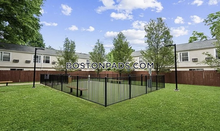 Boston - 3 Beds, 1 Baths