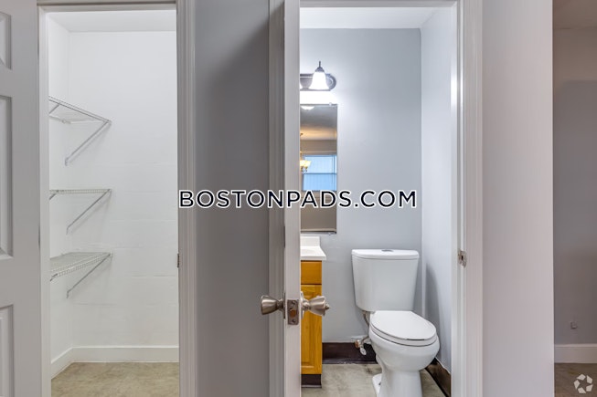 Attleboro - $2,856+ /mo