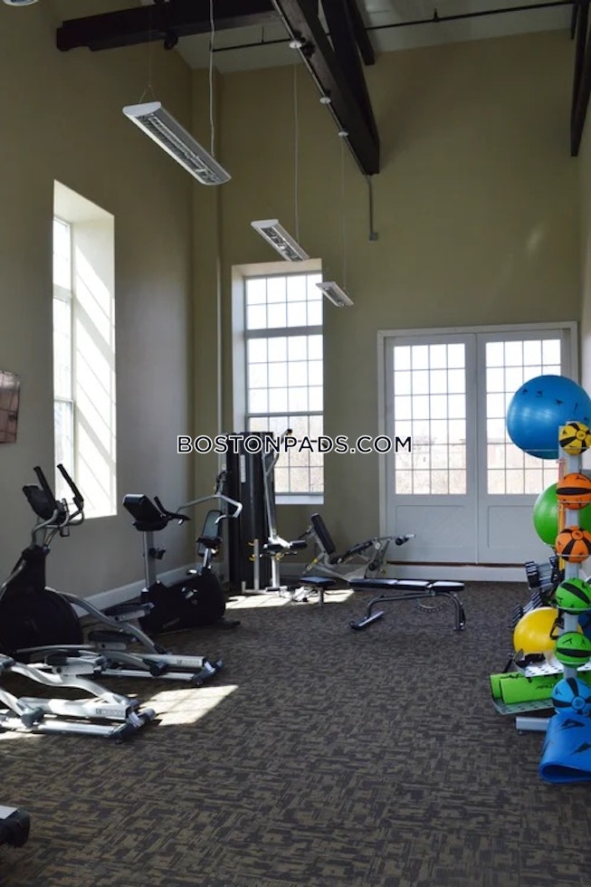 Fall River - $1,625+ /mo