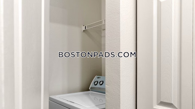 Lexington - $3,279+ /mo