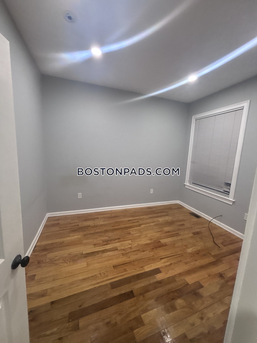 Boston - $4,700+ /month