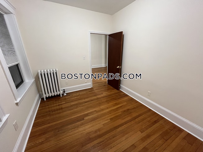 Boston - $2,200+ /mo