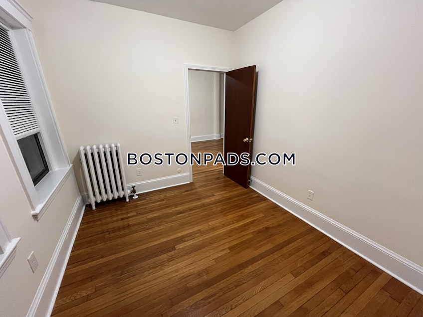 Boston - $2,200+ /month