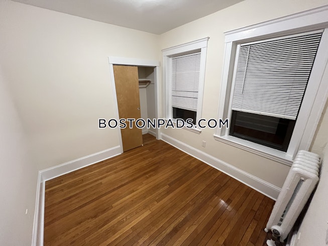 Boston - $2,200+ /mo