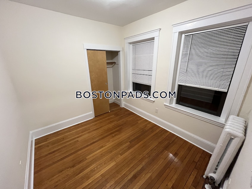 Boston - $2,200+ /month