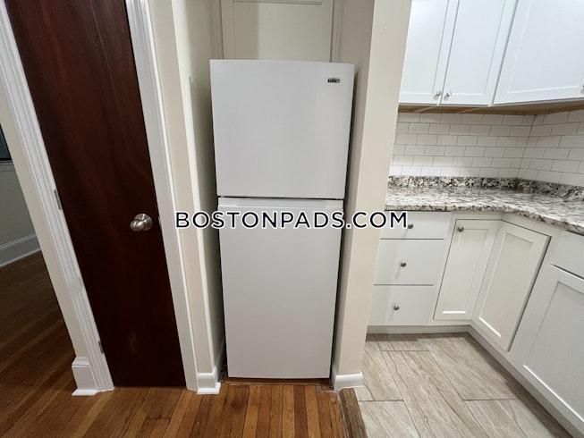 Boston - $2,200+ /mo