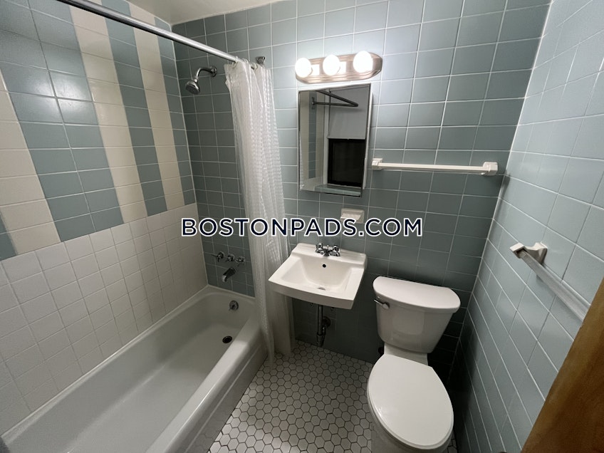 Boston - $2,200+ /month