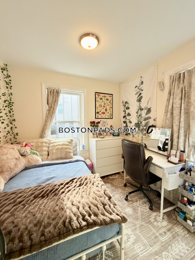 Boston - $5,400+ /mo
