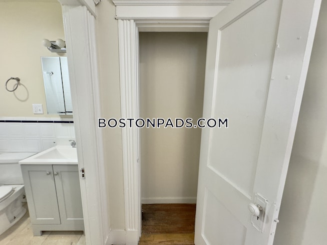 Boston - $3,800+ /mo