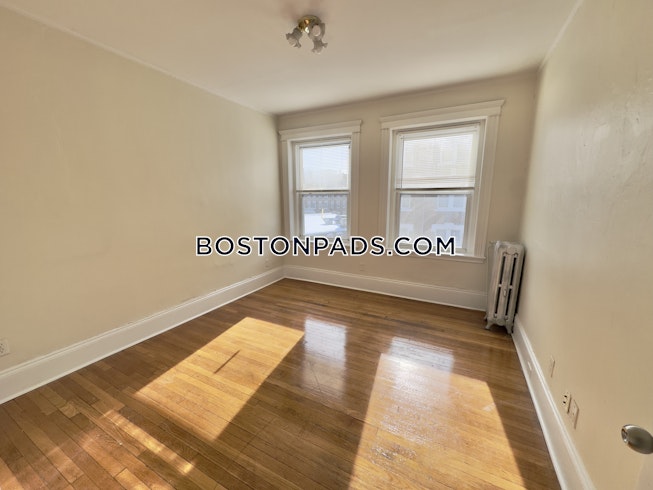 Boston - $3,800+ /mo