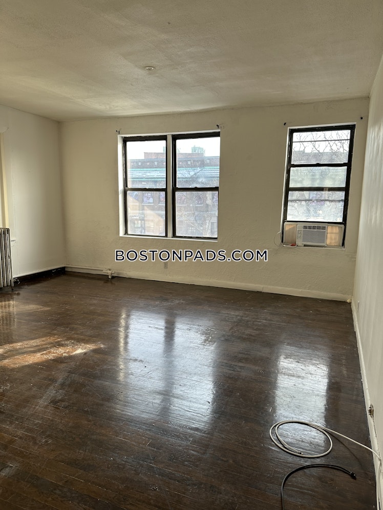 Brighton Ave., Boston