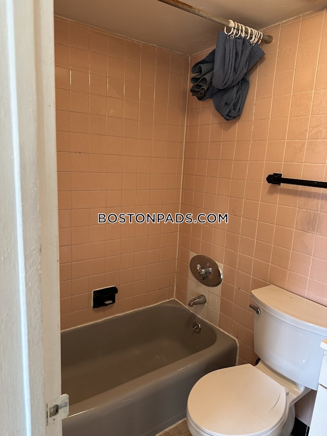 Boston - $1,900+ /mo