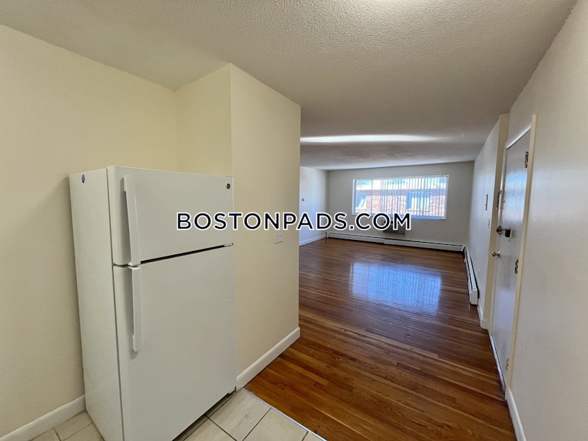 Boston - $3,200+ /month