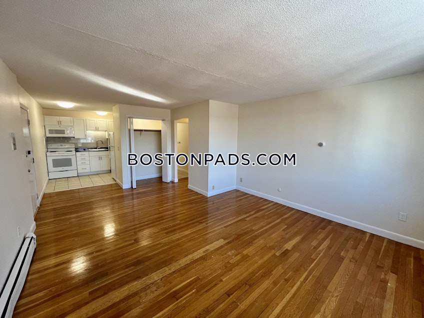 Boston - $3,200+ /month