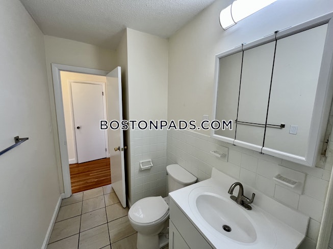 Boston - $3,200+ /mo
