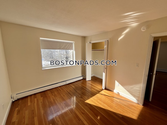 Boston - $3,200+ /mo